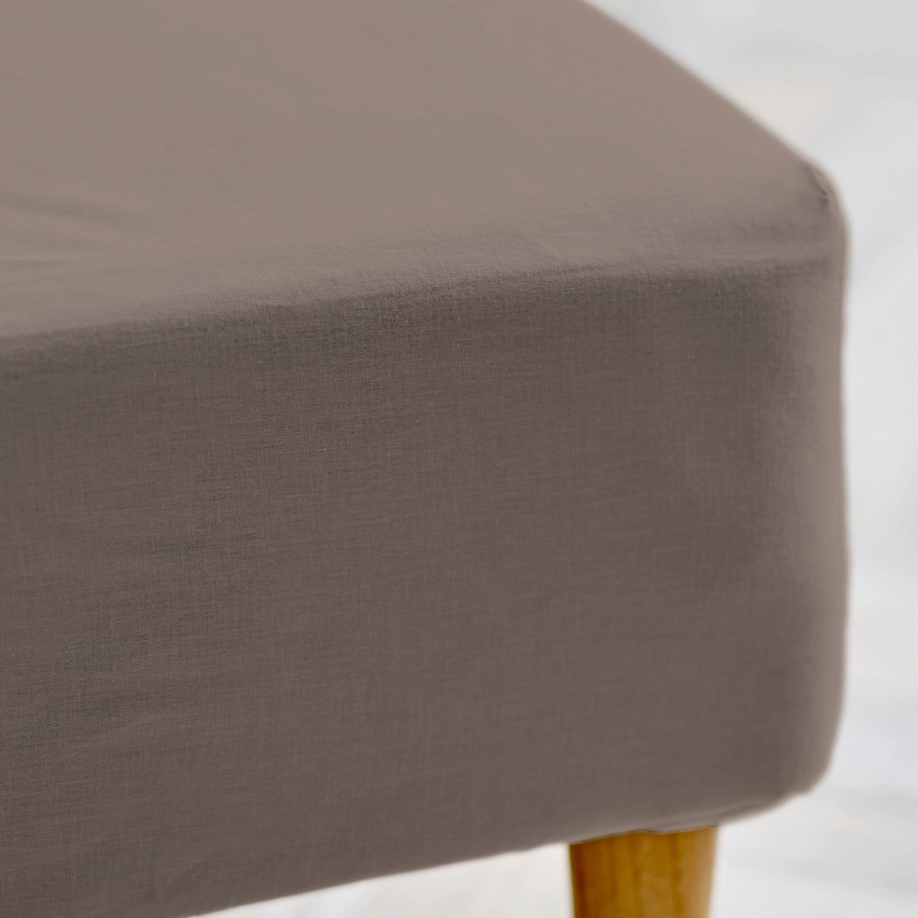 Calm boxlagen 180x200x30 cm taupe